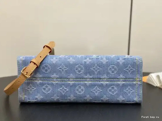 First bag ru LOUIS ONTHEGO PM-25*19*11.5cm VUITTON 0508
